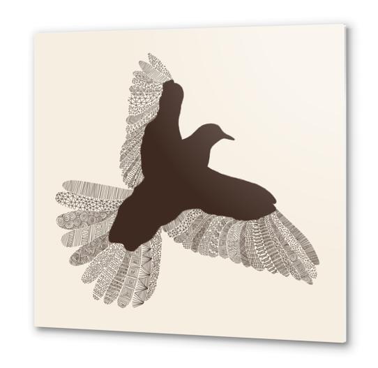 Bird (on beige) Metal prints by Florent Bodart - Speakerine