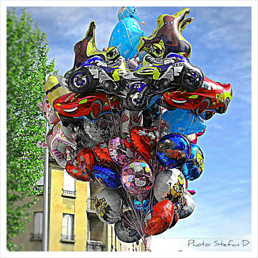 Ballons (Braderie de Montigny-Les-Metz) Art Print by Stefan D