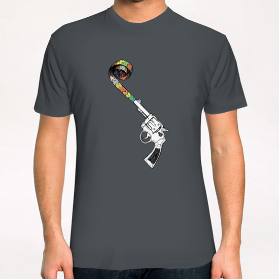 Pistolet Belle-Mère T-Shirt by tzigone