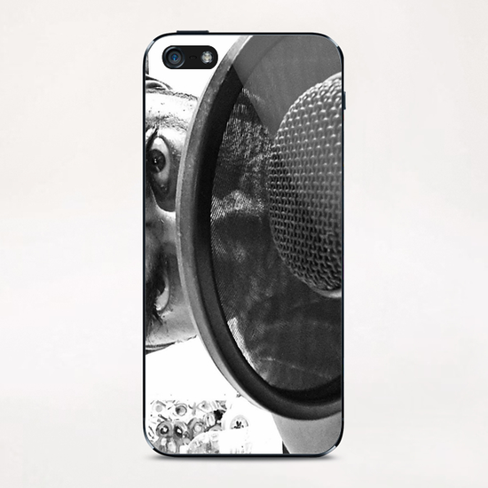 Derrière le mic iPhone & iPod Skin by Stefan D