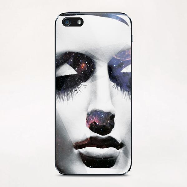 La tête dans les étoiles iPhone & iPod Skin by Vic Storia