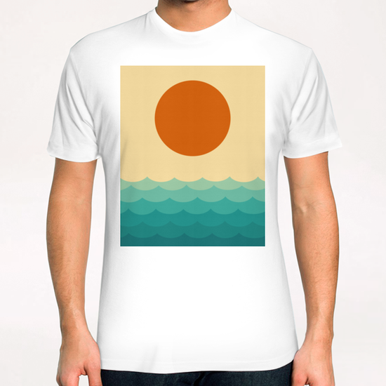 Minimalist sunset T-Shirt by Vitor Costa